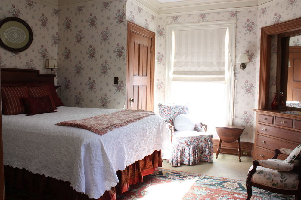 Manor House Bed & Breakfast Norfolk Exteriör bild
