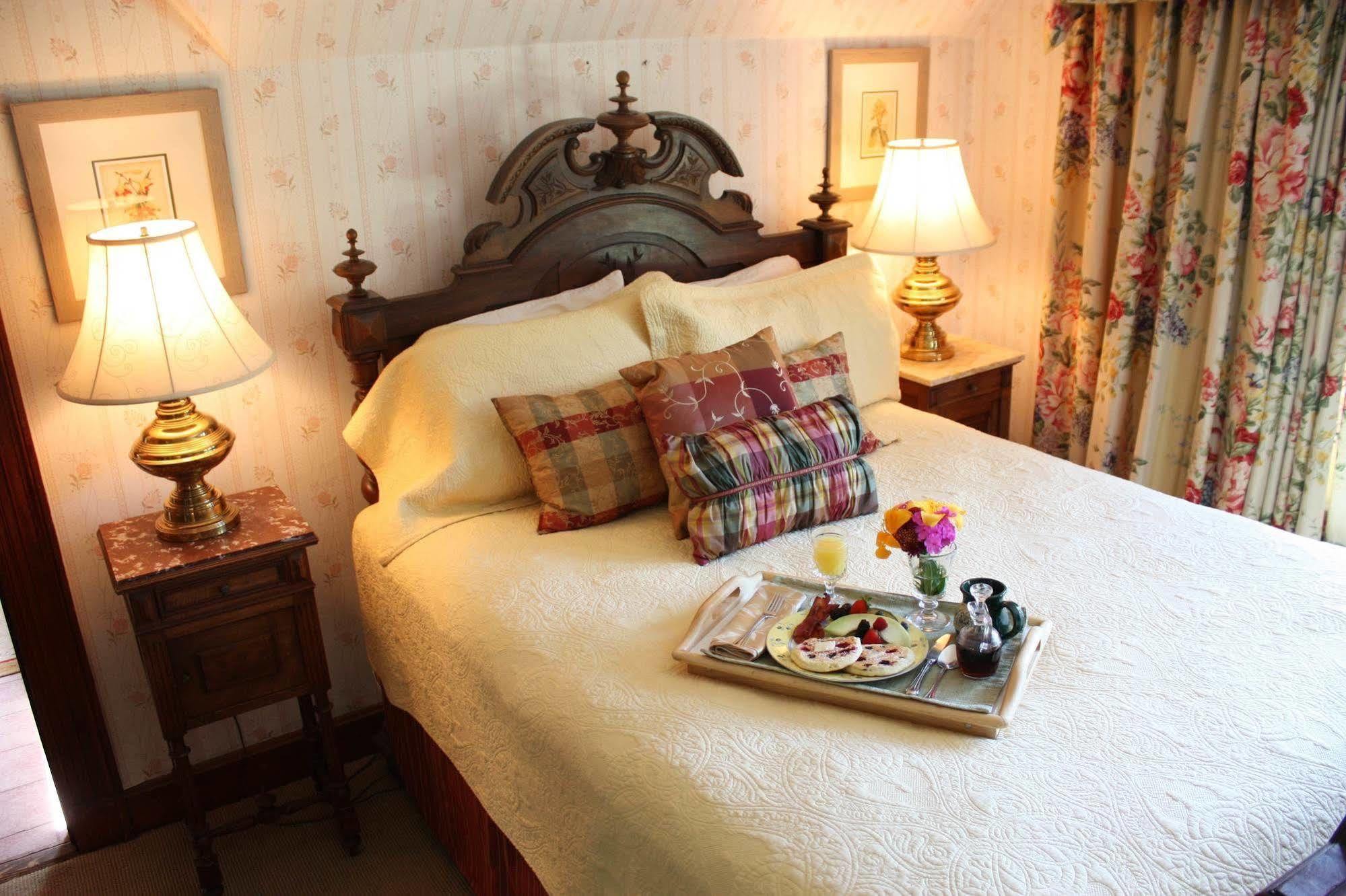 Manor House Bed & Breakfast Norfolk Exteriör bild